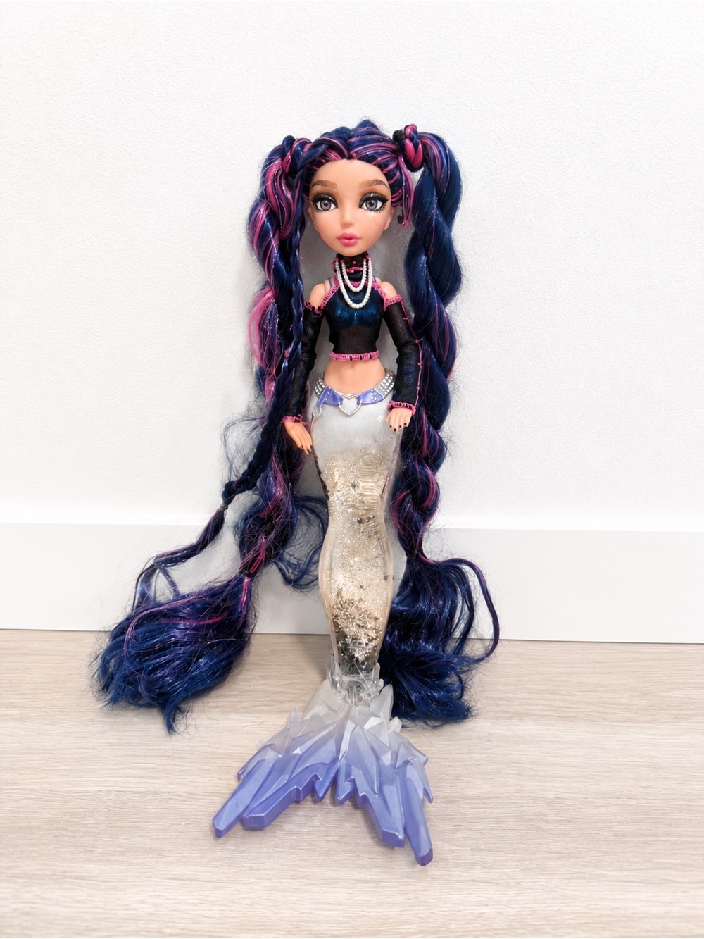 Rainbow High Shadow High Neon Shadow Nova Cloud Doll Mermaid Glitter Tail